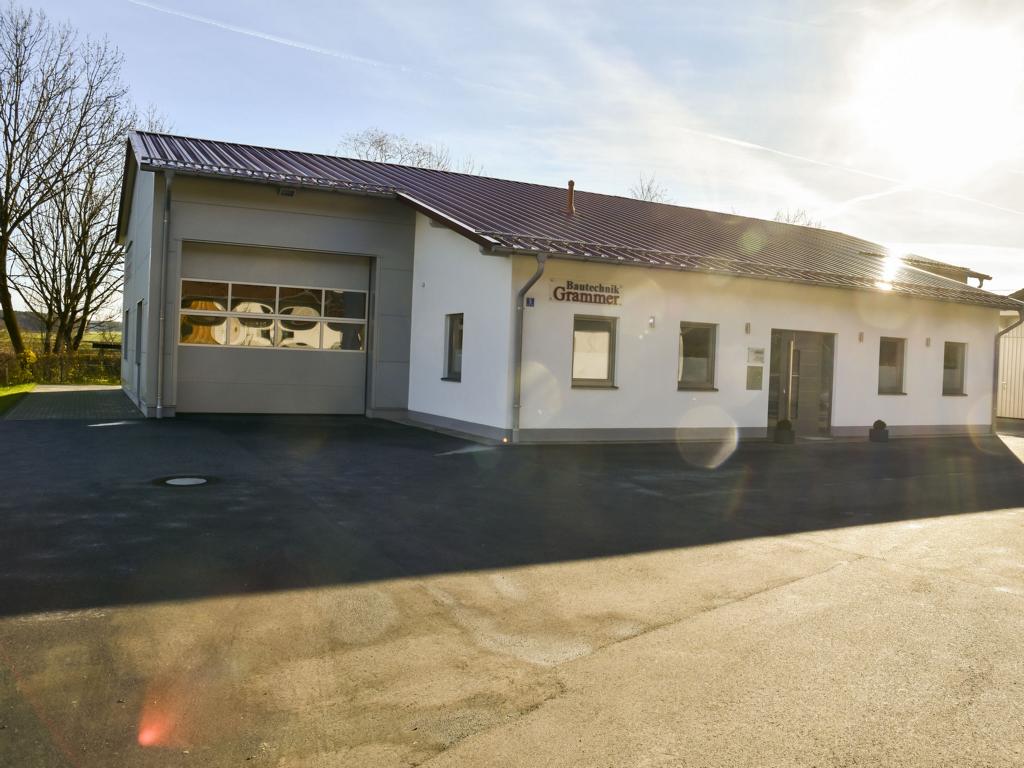 Bautechnik Grammer, Firmensitz in Palling, Landkreis Traunstein